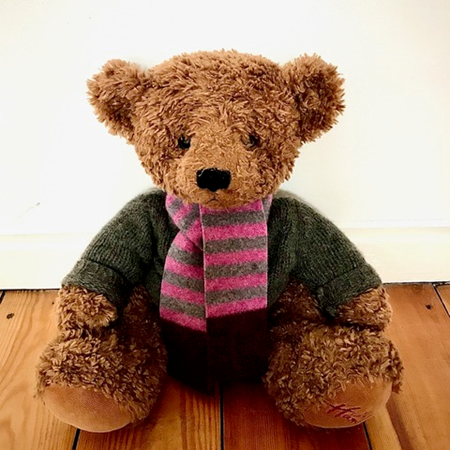Picture of Teddy Bear Scarf Rose Brown Burgundy